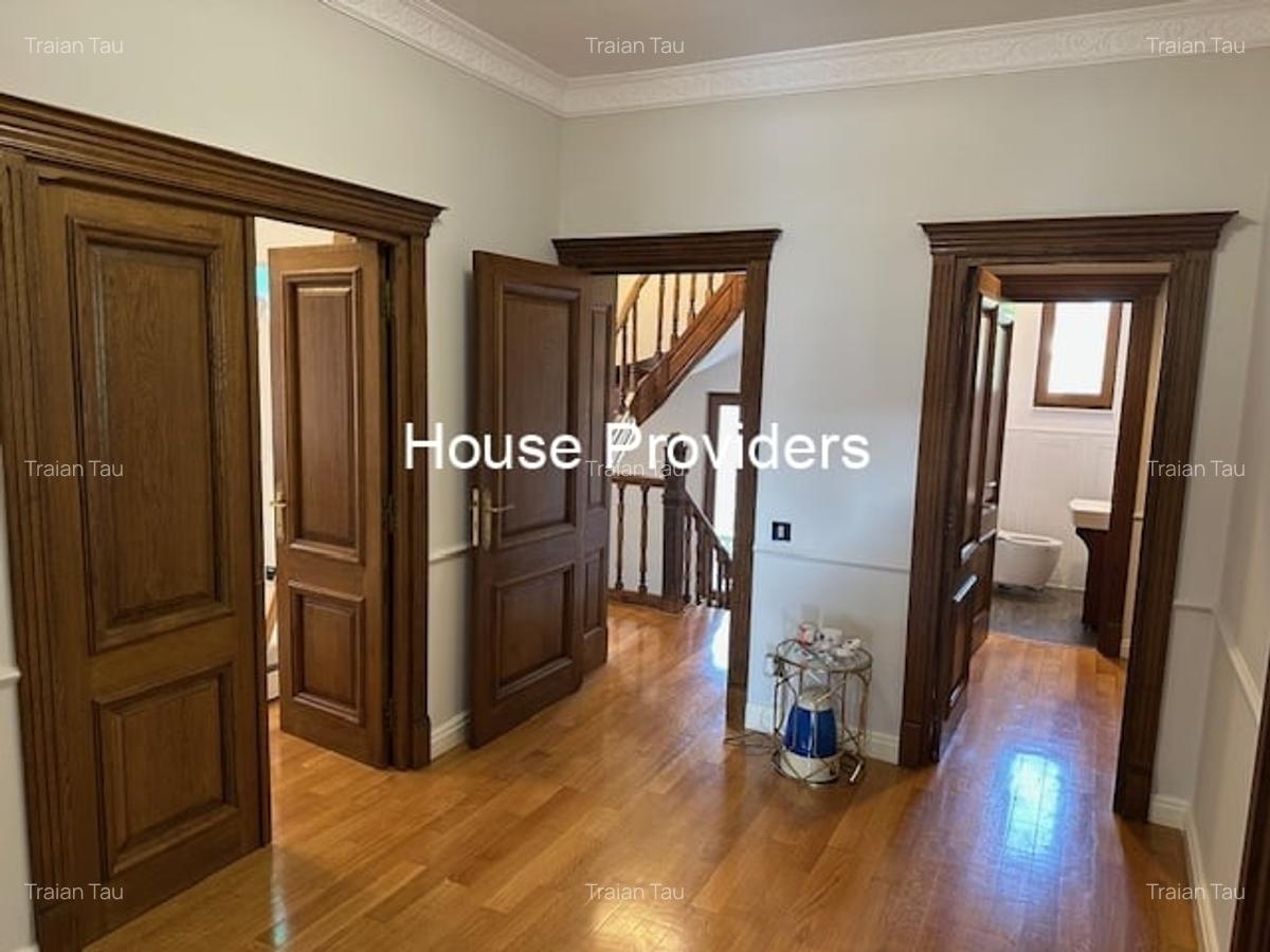 Ultracentral,vila deosebita - 12