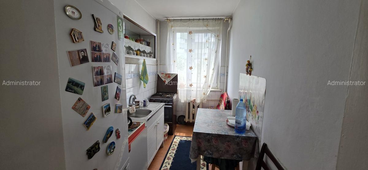 Gara 2 camere etaj 3 cu balcon - 5