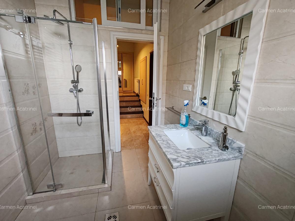 Apartament cu 2 camere semidecomandat, mobilat în Central - 9