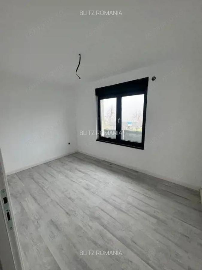 Casa individuala de vanzare 131 mp construi?i, teren 6 ari - 19