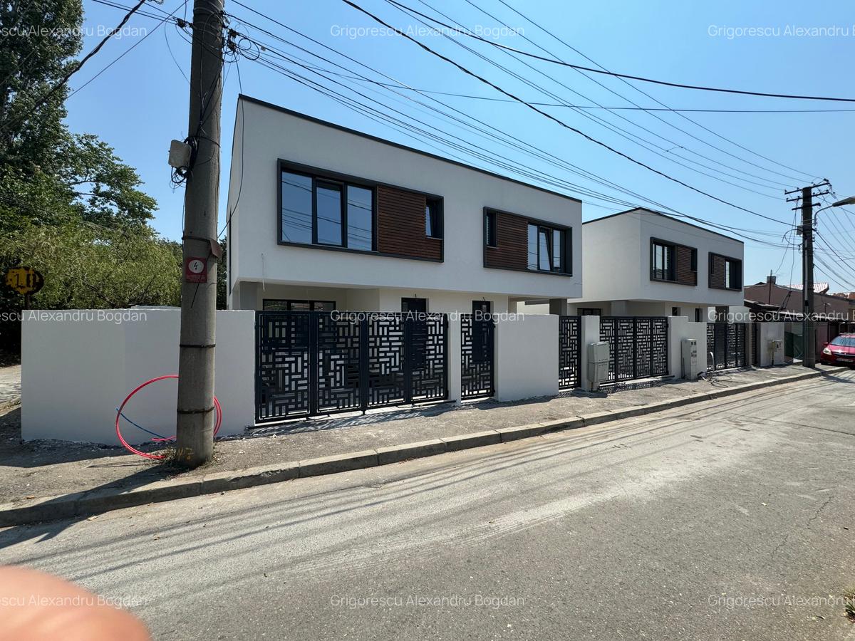 Casă cu 4 camere în Central - 22