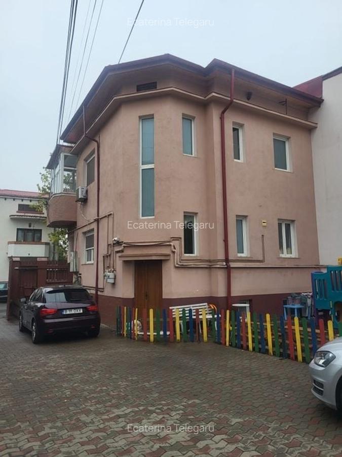 Casa care functioneza ca si gradinita in moment, zona centrala, Matei Voievod - 2