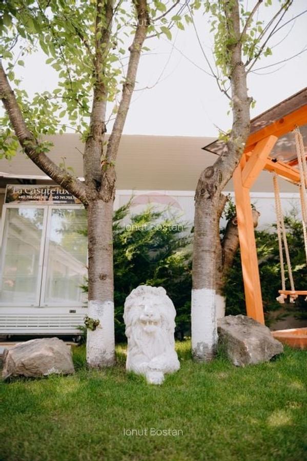 Casute de vanzare - 28