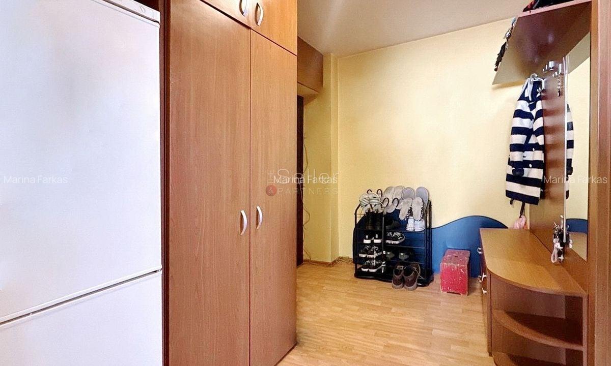 Apartament cu 3 camere decomandat, mobilat în Calea București - 10