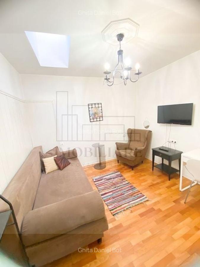 2 Camere Ultracentral Cluj - Ideal Locuit sau Birou - 55 m? - 2 2 Camere Ultracentral Cluj - Ideal Locuit sau Birou - 55 m? - 2