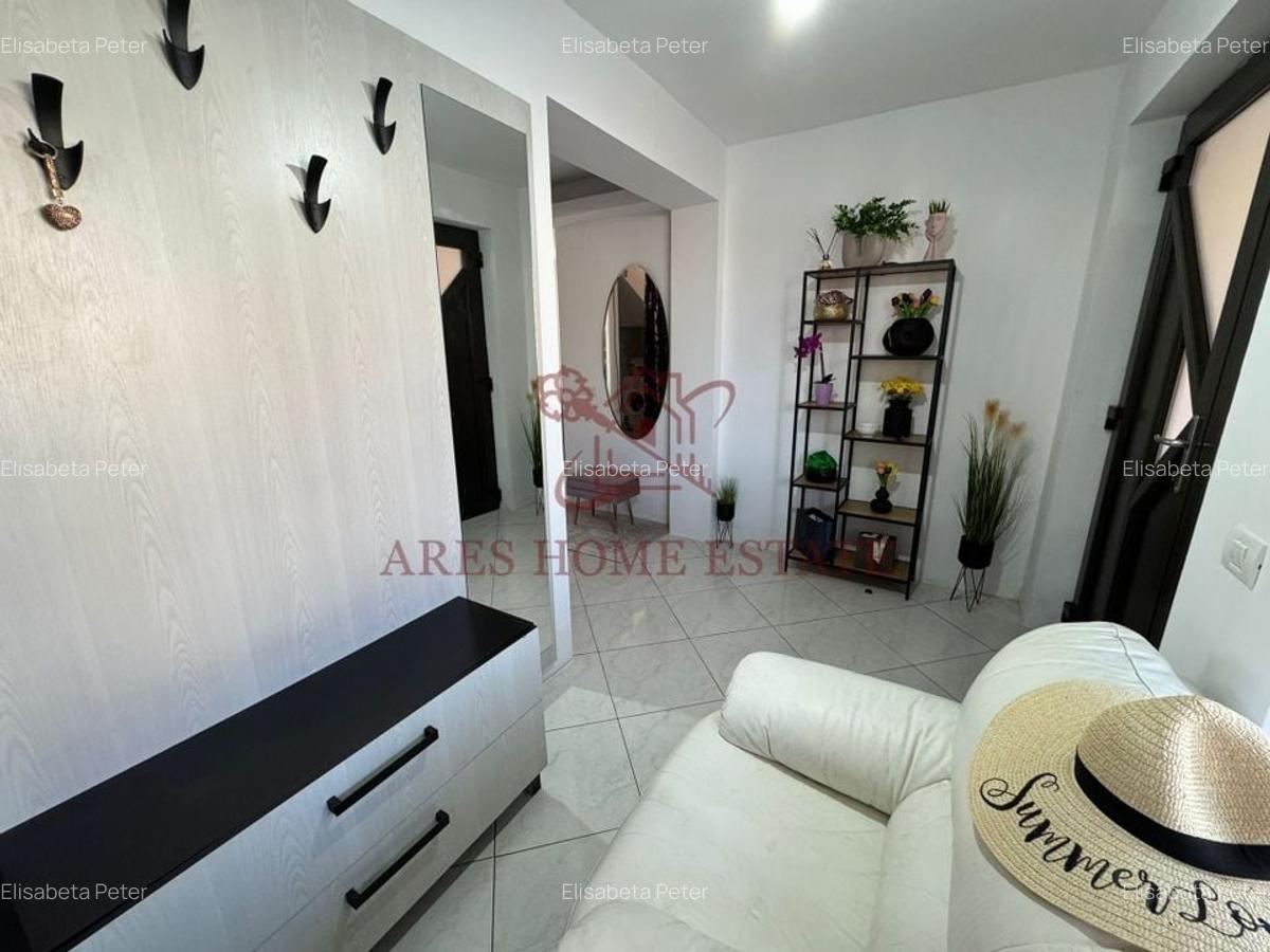 Casă individuală, 5 camere, garaj si curte, comision 0 - 3