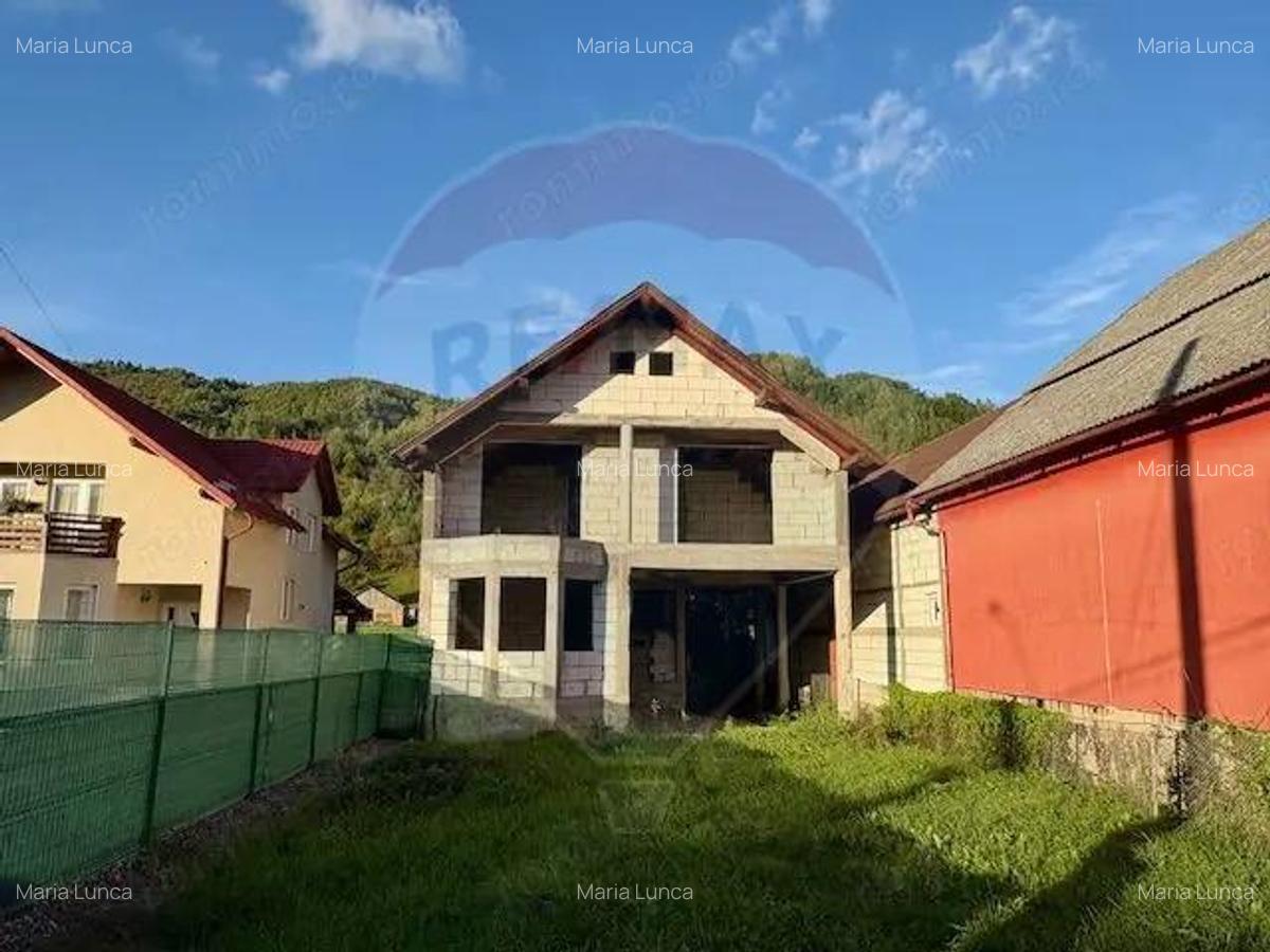 Casa / Vila cu 5 camere de vanzare - 5