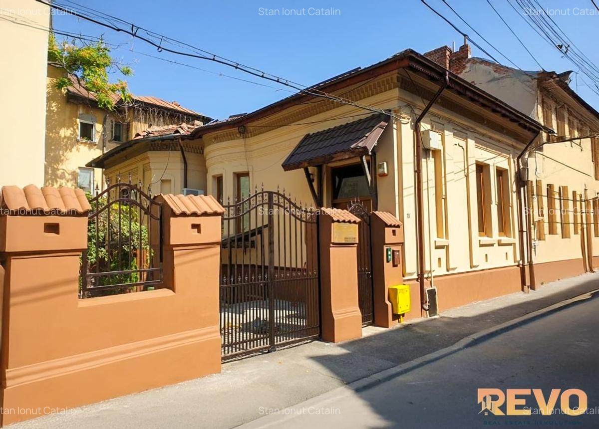 Parcul Carol / Tineretului – Unirii Sud - Vila interbelică - 1