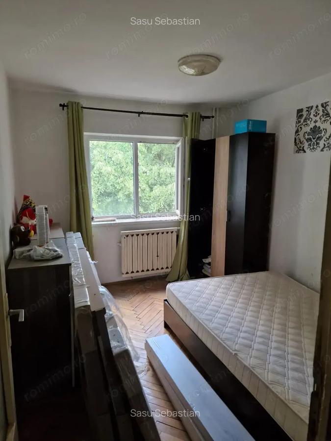 Apartament de 54mp cu 2 camere si 2 balcoane decomandat - 1