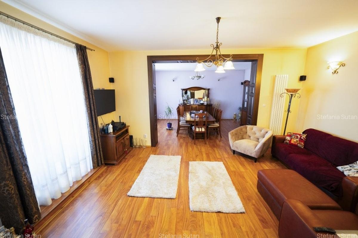 Casa 8 camere - 326 mp utili -teren 600 mp - cartier Rovine-Lapus Arges - 2