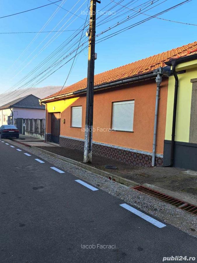 Casa cu 3 camere in Carasova | negociabil - 3 Casa cu 3 camere in Carasova | negociabil - 3