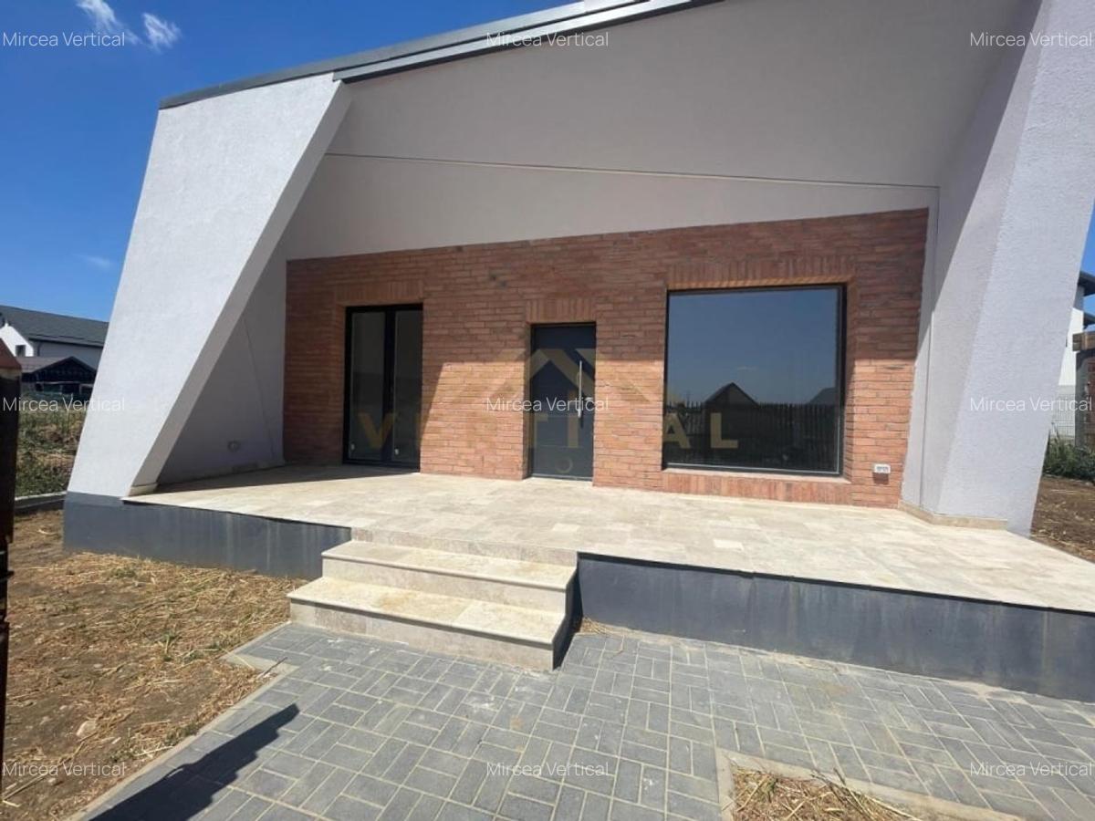 Casă parter, 325 mp teren, com Berceni - 2