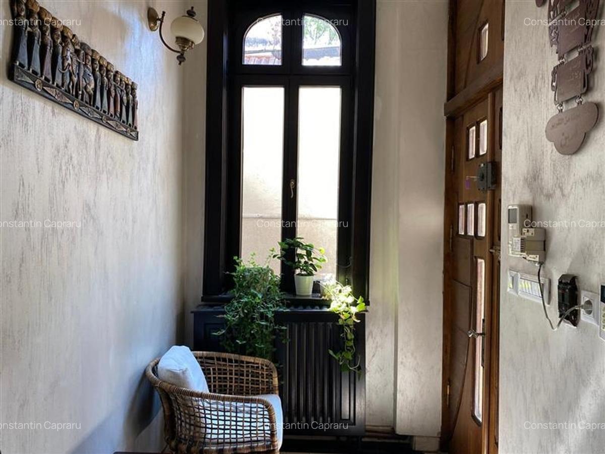 Vila brancoveneasca pretabila: birouri, clinica, ceainarie - 7