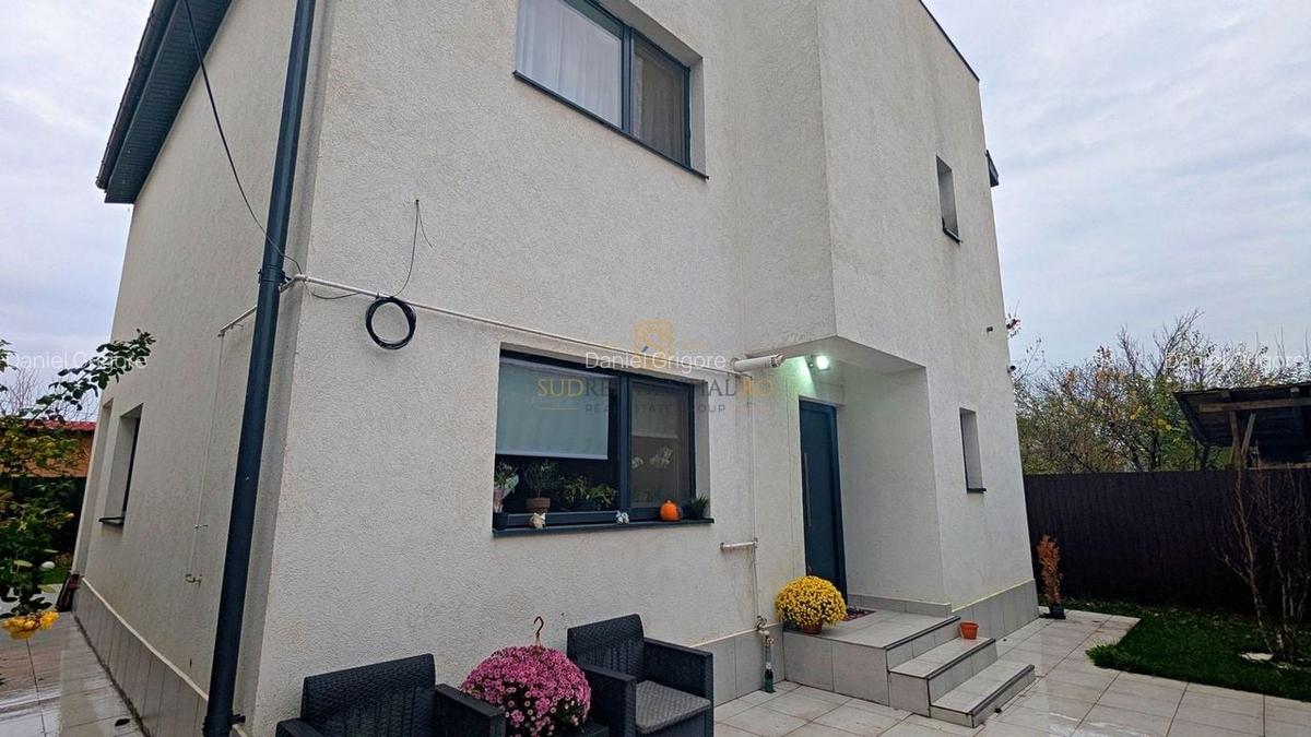 Casa individuala 4 camere, teren 234,mp, P+1 , Bd 1 Mai, Com Berceni - 24