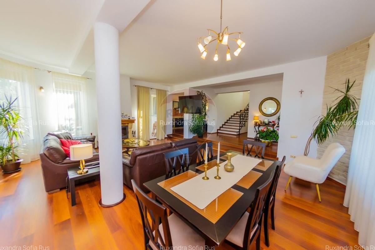 Casa eleganta in zona exclusivista, cu priveliste de vis - 11