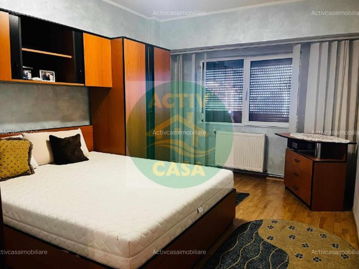 Apartament 3 camere, etaj 3 - 8