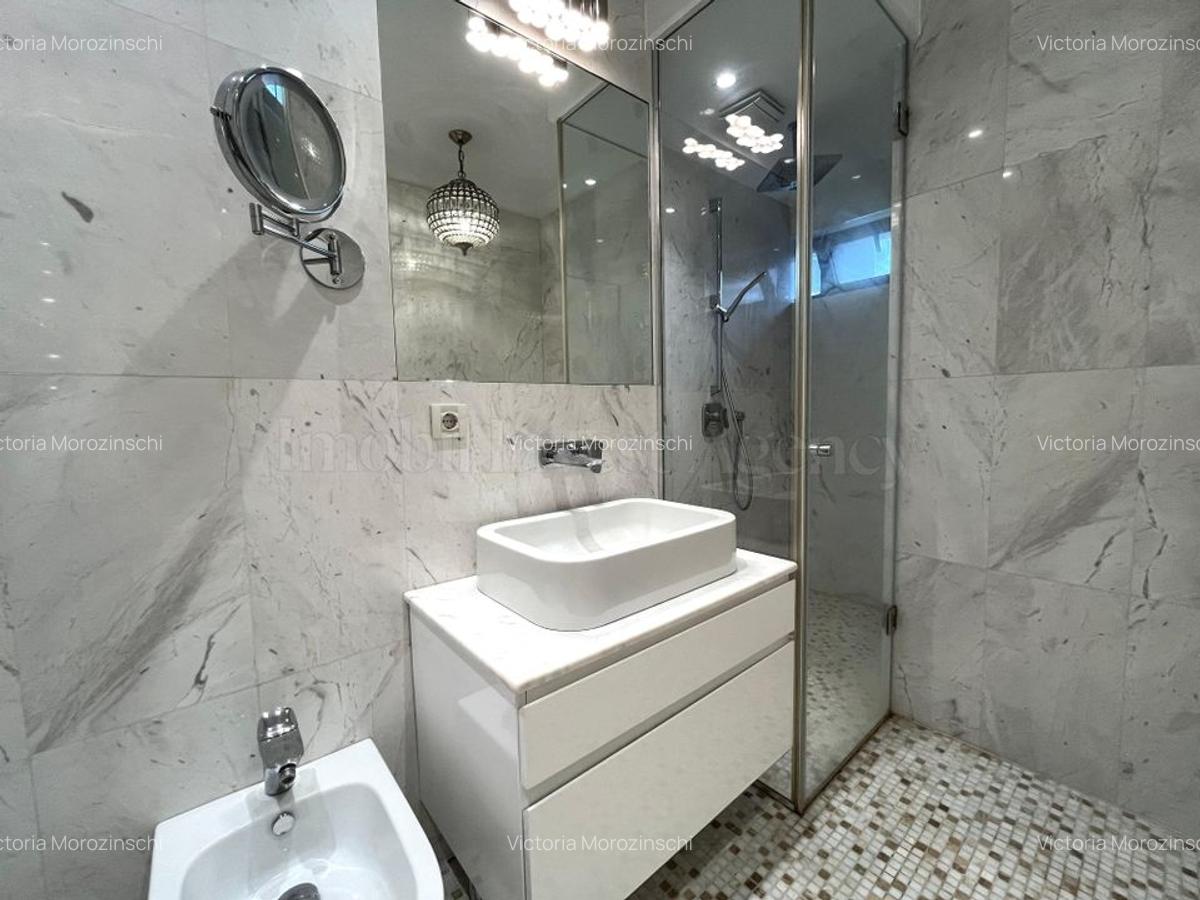 Apartament de Vanzare cu 4 Camere in Bloc Boutique - 32