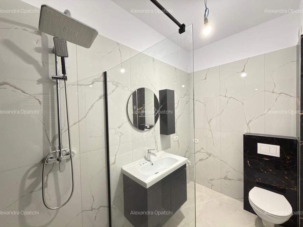 3 camere. Decomandat. Loc de parcare. - 7