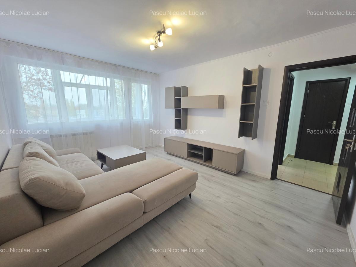 EROII REVOLUTIEI, str. Vigoniei, metrou, decomandat, 50 mpu, renovat, parcare - 1