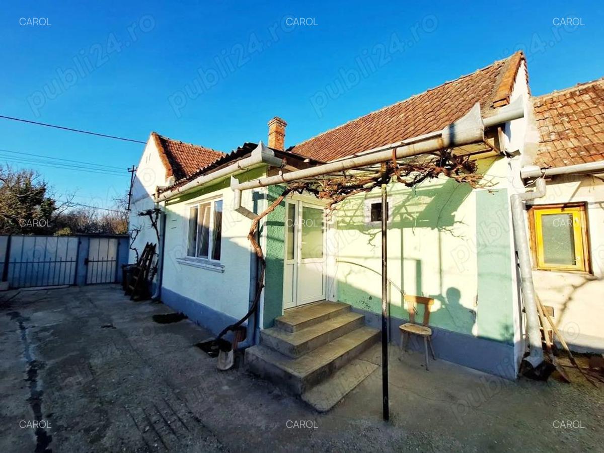 Casa 3 camere Sacadat Bihor - 1