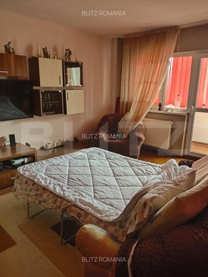 Apartament cu 4 camere, 2 bai, 2 balcoane, 92 mp, loc de parcare, zona Astra - 7