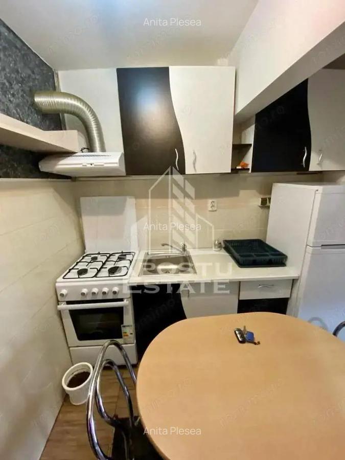 Garsoniera,etaj 3,zona Aradului - 5