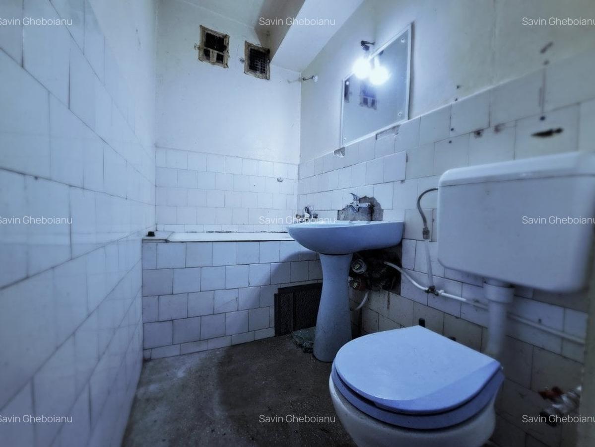 TWO-ROOM APARTMENT / 44 sqm / 6th FLOOR of nine / GARA DE NORD AREA - 16