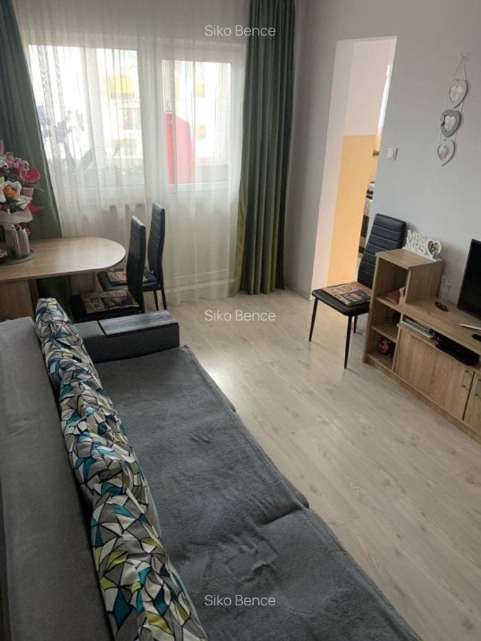 Inchiriez apartament cu o camera, zona Zorilor, str. Louis Pasteur, UMF - 1