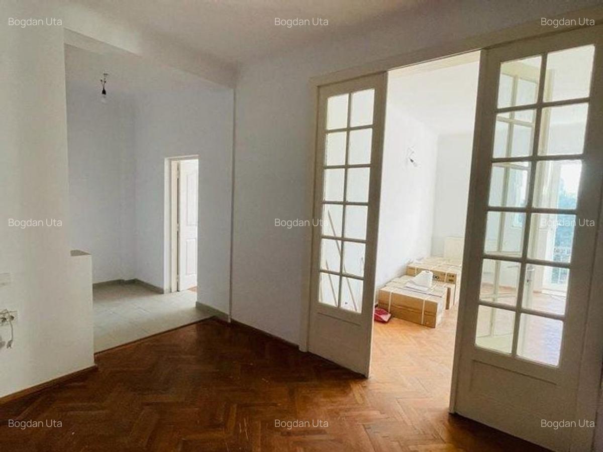 Apartament 3 camere de vanzare zona Stirbei Voda - Cismigiu - 1