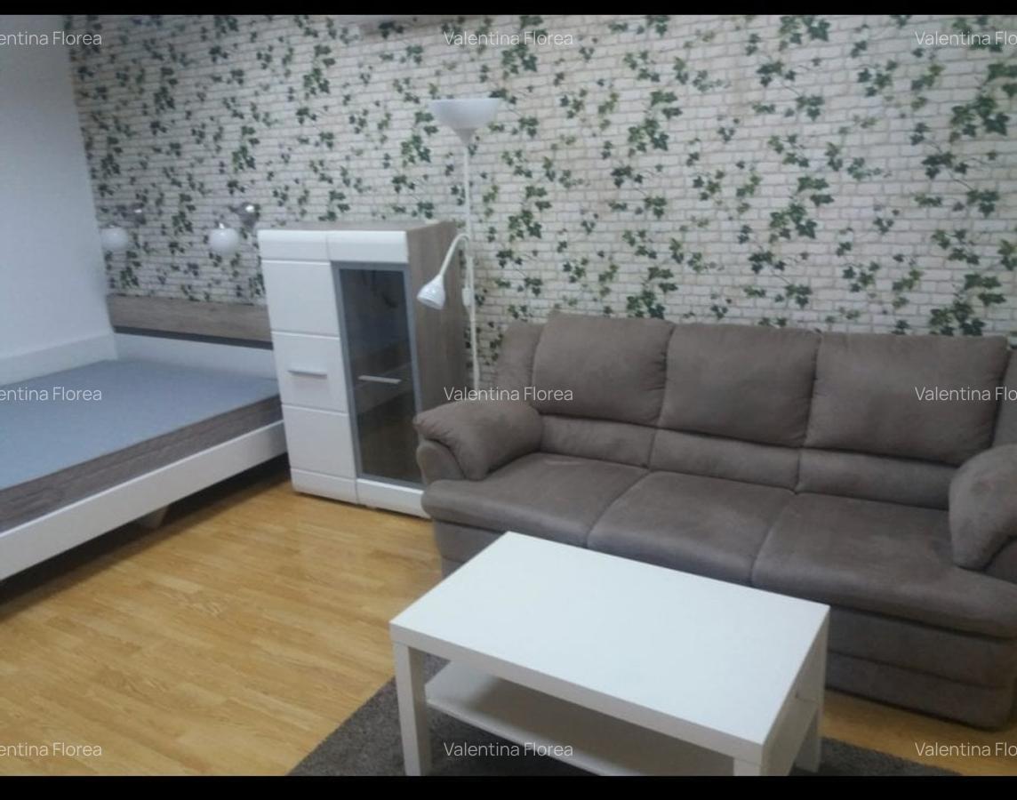 Garsonieră decomandată în Nerva Traian - 2