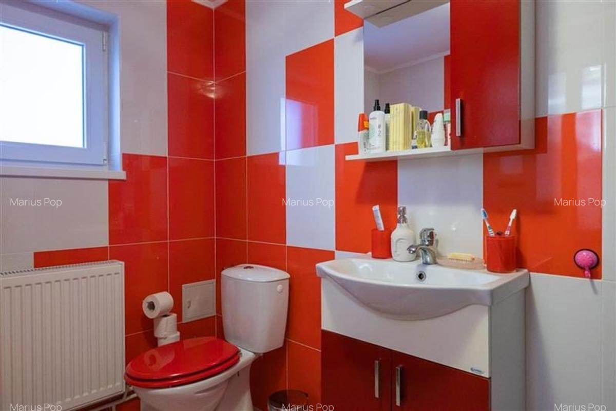 Casa pretabila: rezidential/ comercial/ servicii/investitional,Central,Fagaras - 31