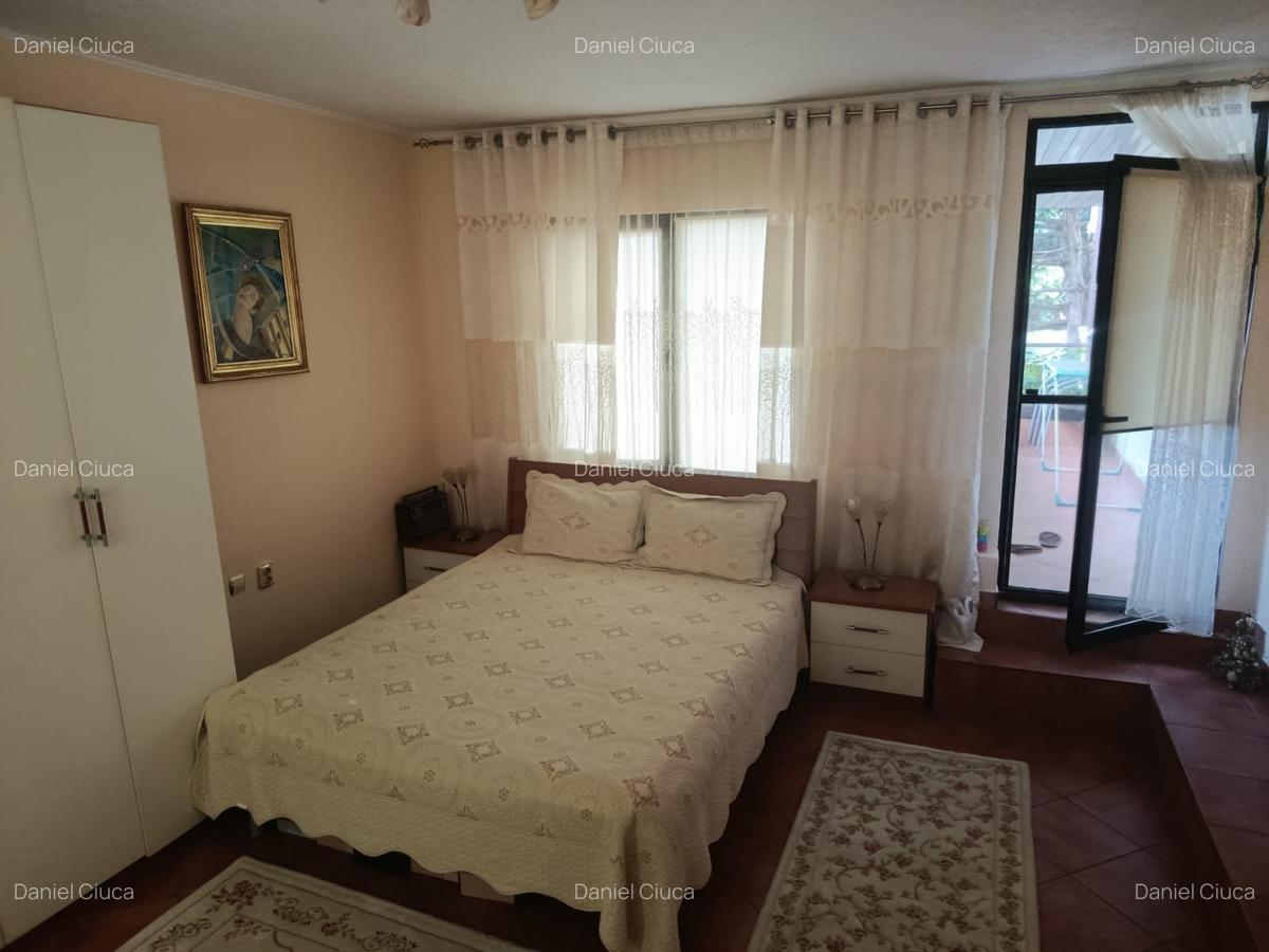 Casă cu 4 camere în Bucureștii Noi - 9