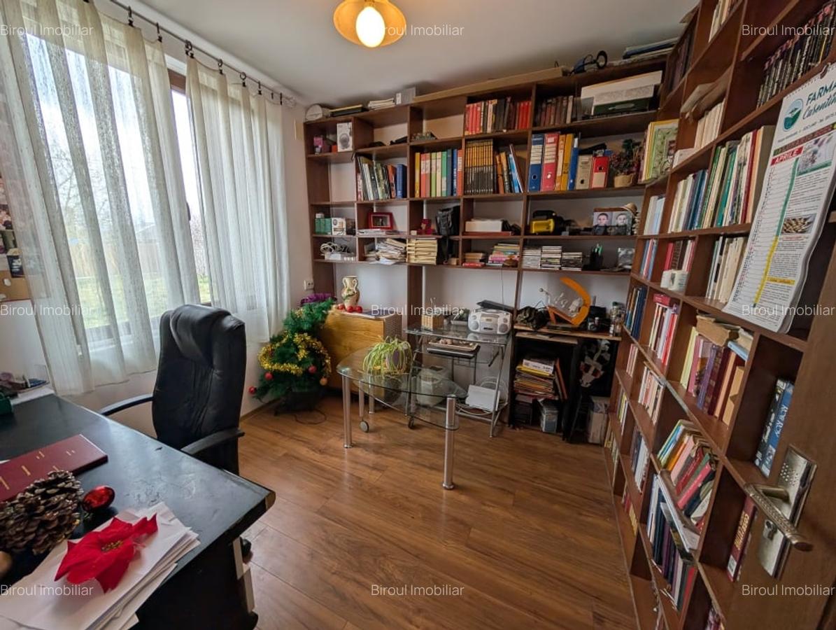 Casa 4 dormitoare, teren 2000m - 3
