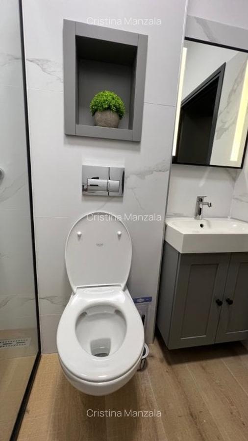 Tineretului-Parcul Carol ,casa renovată P+1,fara curte ,100 mp ,terasa mare - 7
