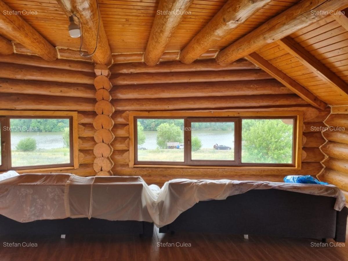 Casa modernizată în 2024 din bușteni de brad - 12 Casa modernizată în 2024 din bușteni de brad - 12