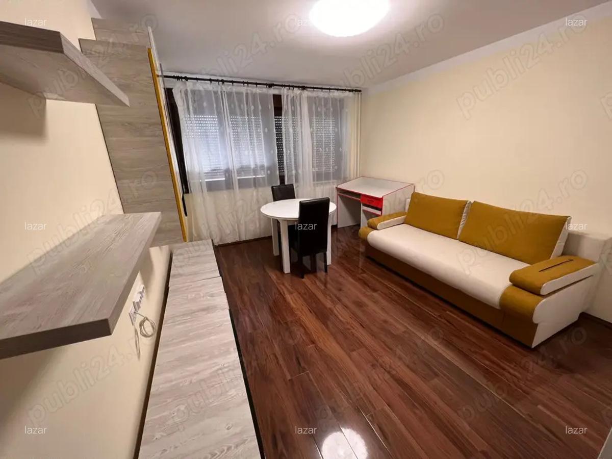 Inchiriez apartament cu 2 camere - 1