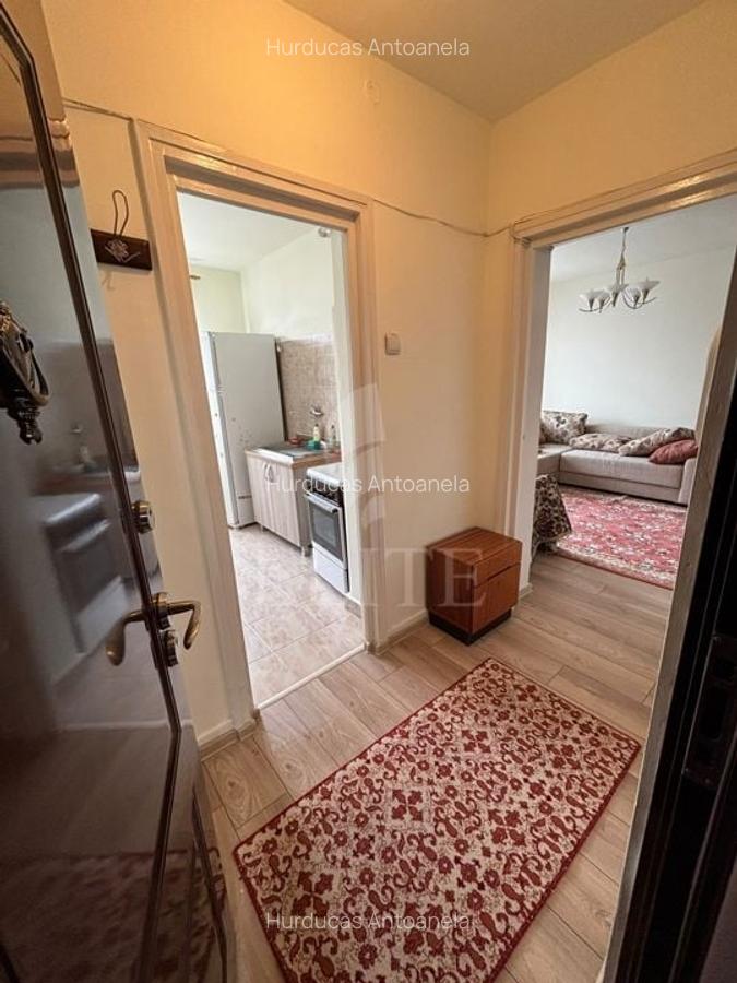 Apartament cu 3 camere semidecomandat, mobilat în Central - 5