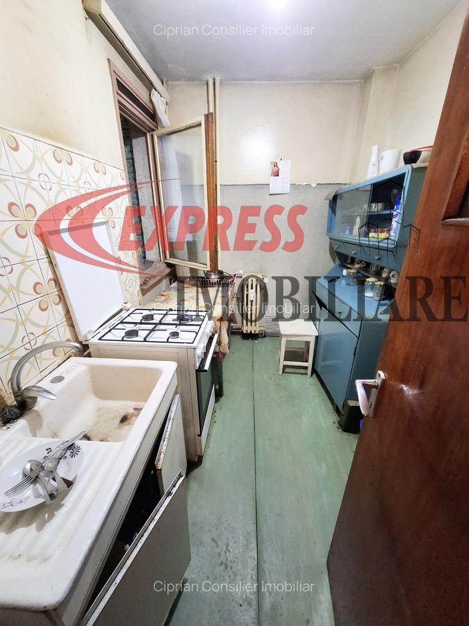 Apartament cu 2 camere decomandat în Titan - 5