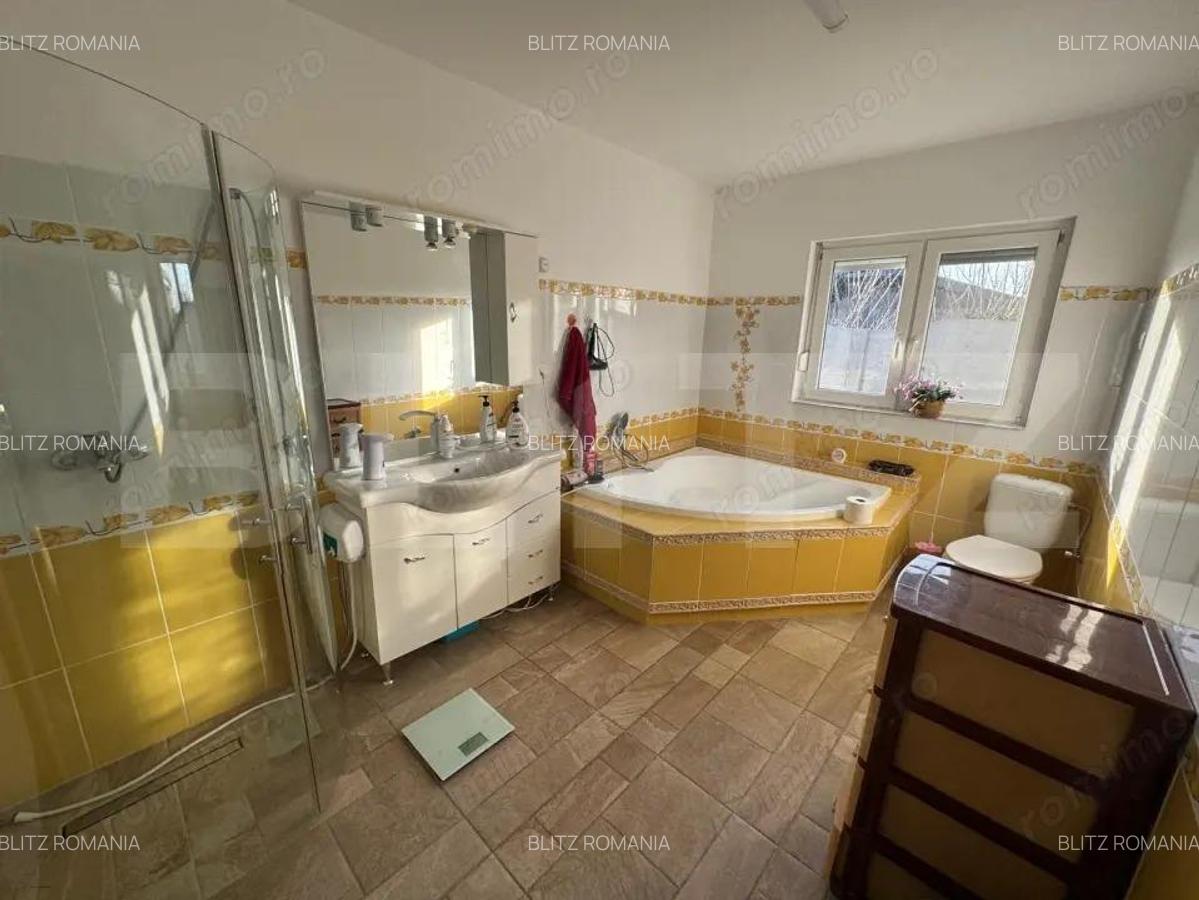 Casa de vanzare ,190mp ,zona Amatiului - 15
