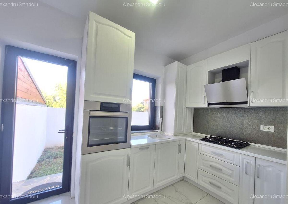Casa cu gradina proprie - Strada Smaraldului Domnesti - 12