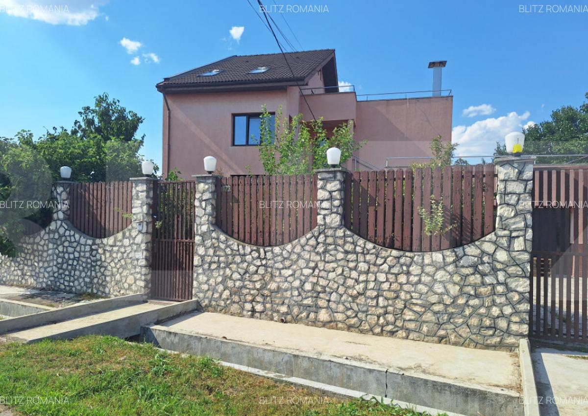 OPORTUNITE! Casa individuala, 8 camere, 3 garaje, 3 terase, - 2