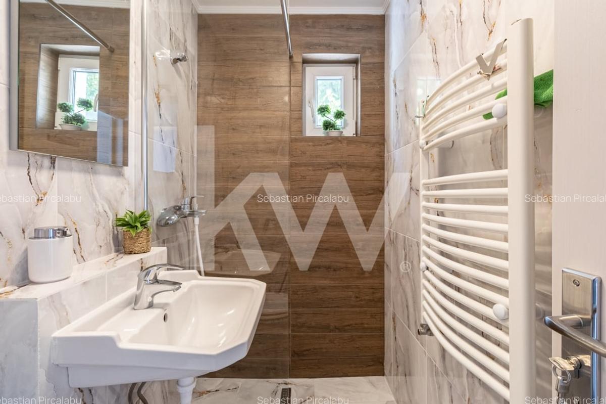 Apartament 2 camere renovat, acces dublu- Centrul Civic, str. Mircea cel Batran - 8