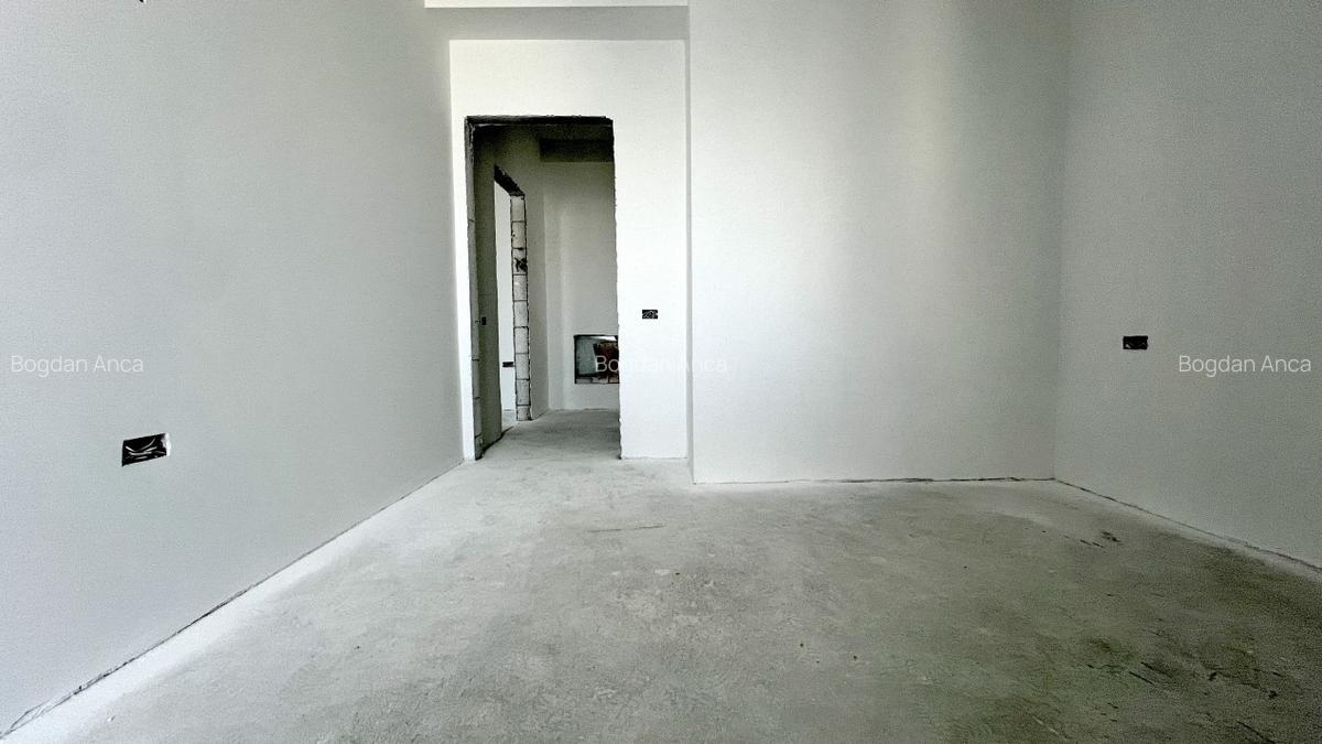 Apartament cu 3 camere decomandat în Tomis Nord - 13