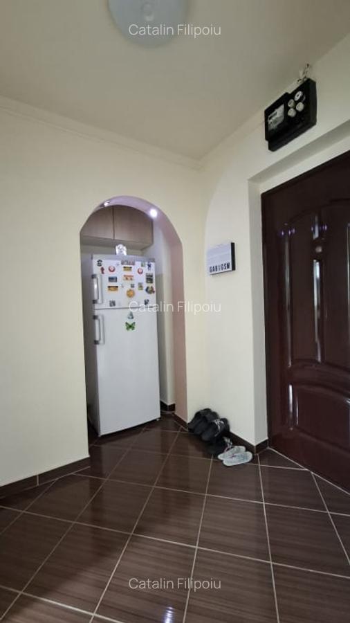 Apartament 3 camere, etaj intermediar, zona Vest - 8