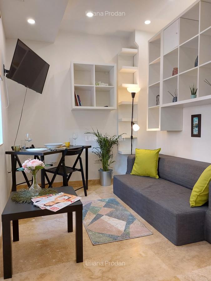Apartament cu 2 camere decomandat, mobilat în P-ța Universității - 1
