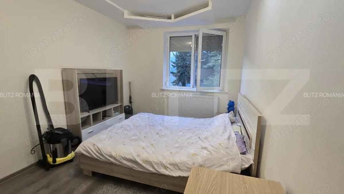 Apartament de vanzare, cu 2 camere, 55 mp, zona Careiului - 6