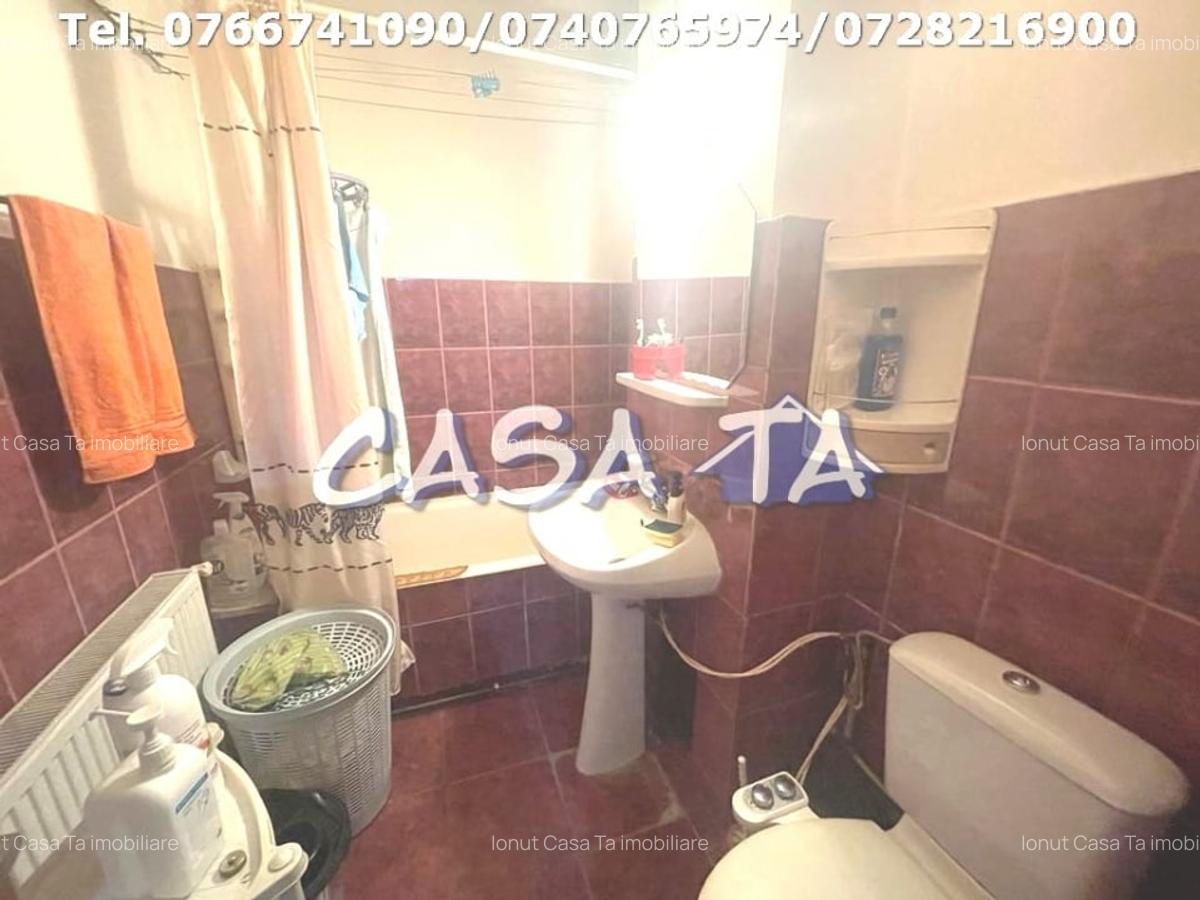 Apartament 2 Camere, Parter, Strada 9 Mai - Zona Mall - 10
