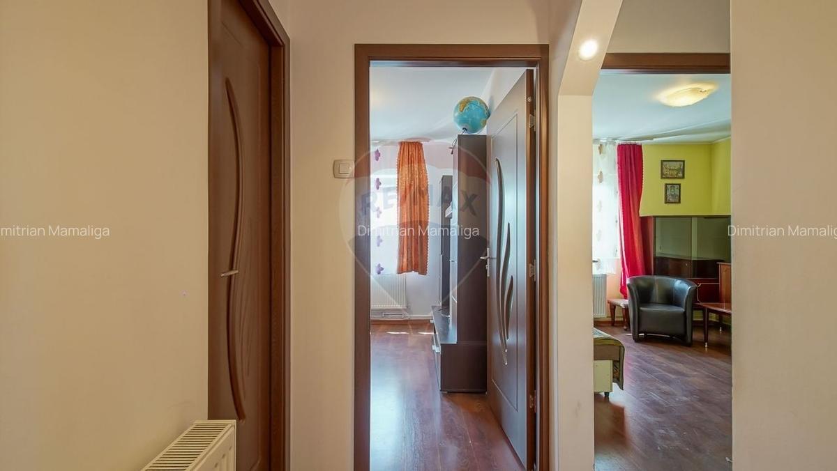 Apartament 3 camere, 2 bai - Str. Independentei, Tractorul - 9