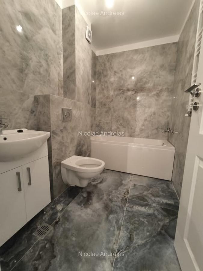 Garsonieră decomandată în Alexandru Obregia - 6