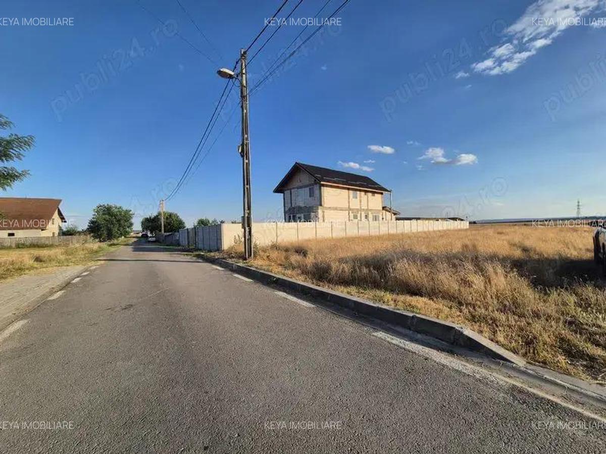 De vanzare 4 parcele de teren intravilan in Targu Jiu, pe Aleea Mehedin?i - 3